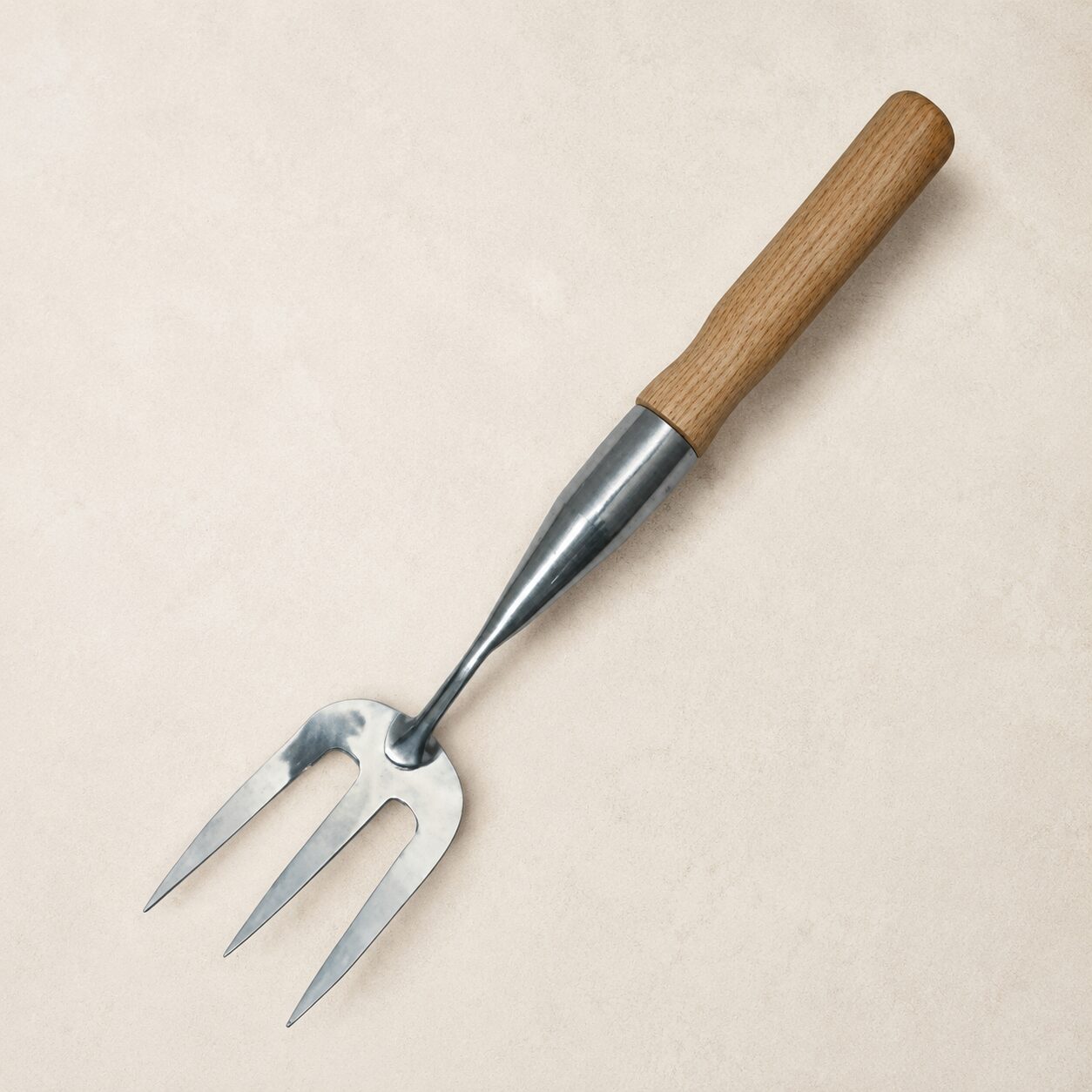 Good Garden Basic hand fork with wooden handle